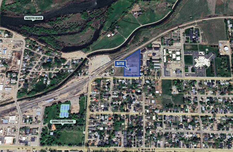 More Photos Of 800 E Locust St, Emmett Warehouse For Sale