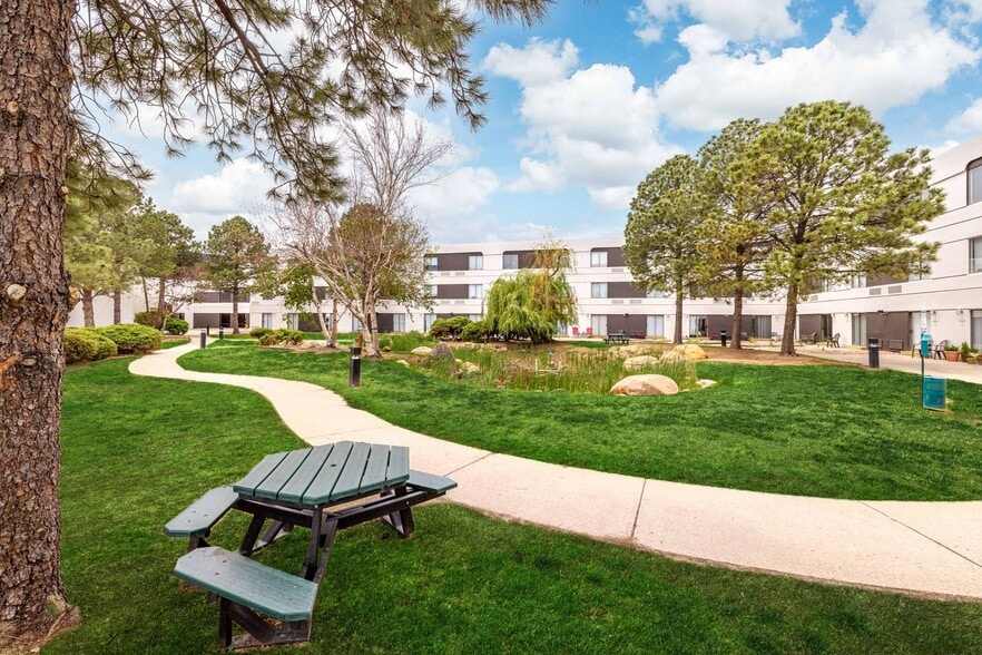 More Photos Of 2886 S Circle Dr, Colorado Springs Apartments For Sale