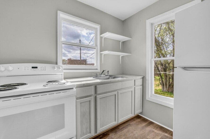 More Photos Of 123 Cottrell st, West Point Multifamily For Sale