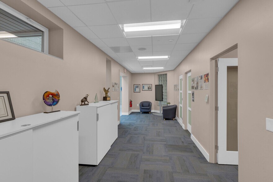 More Photos Of 100 Gaither Dr, Mount Laurel Medical For Lease