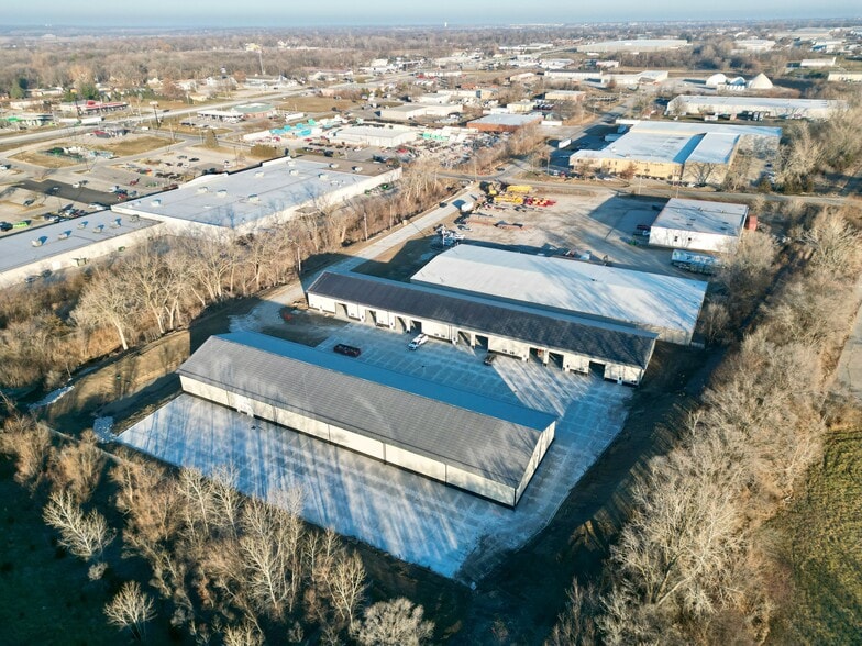 More Photos Of 1605 51st Ave, Des Moines Industrial For Lease