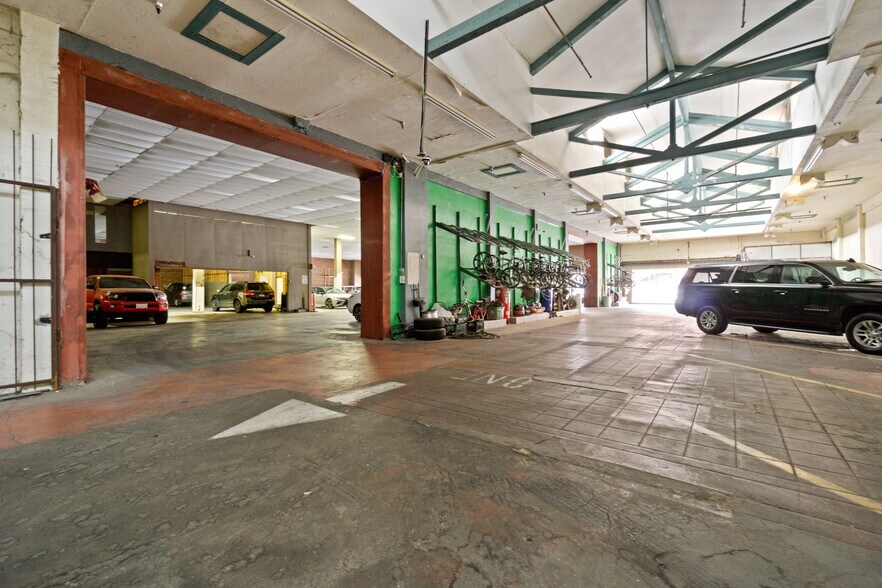 More Photos Of 922 Van Ness Ave, Fresno Storefront Retail Office For Sale