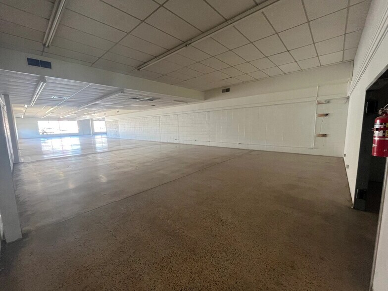 More Photos Of 604-608 E Broadway St, Sweetwater Freestanding For Lease