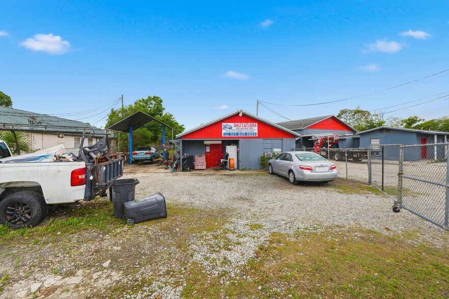 More Photos Of 6512 Old Cheney Hwy, Orlando Industrial For Sale
