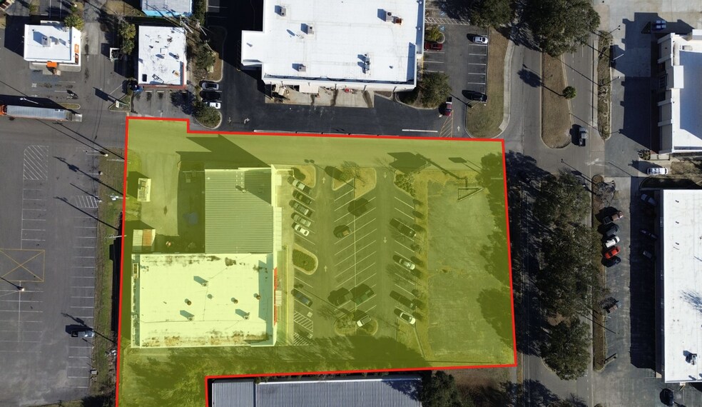 More Photos Of 12313 Largo Dr, Savannah Freestanding For Sale