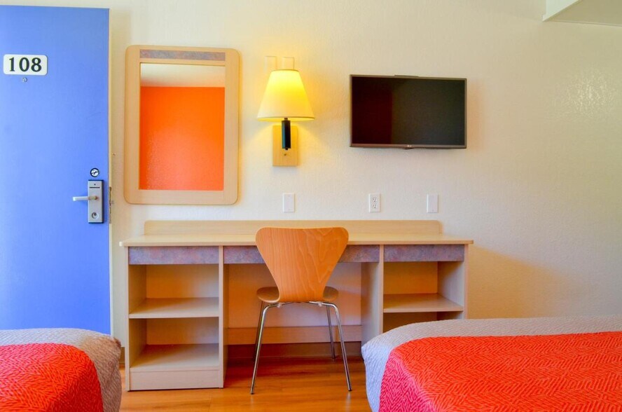 More Photos Of 12733 State Highway 33, Gustine Hotel For Sale