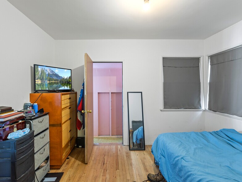More Photos Of 1817 W Burbank Blvd, Burbank Daycare Center For Sale