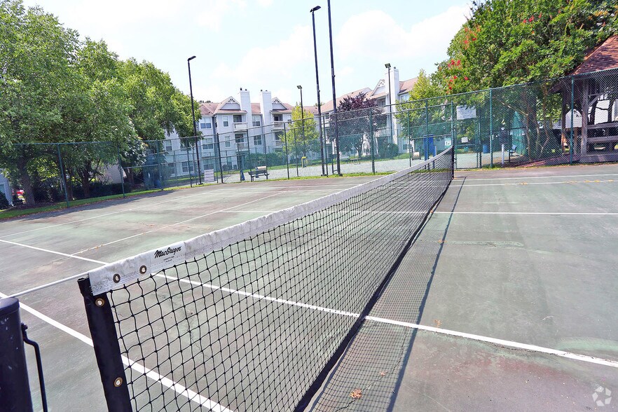 More Photos Of 3001 Reflections Way, Virginia Beach Apartments For Sale