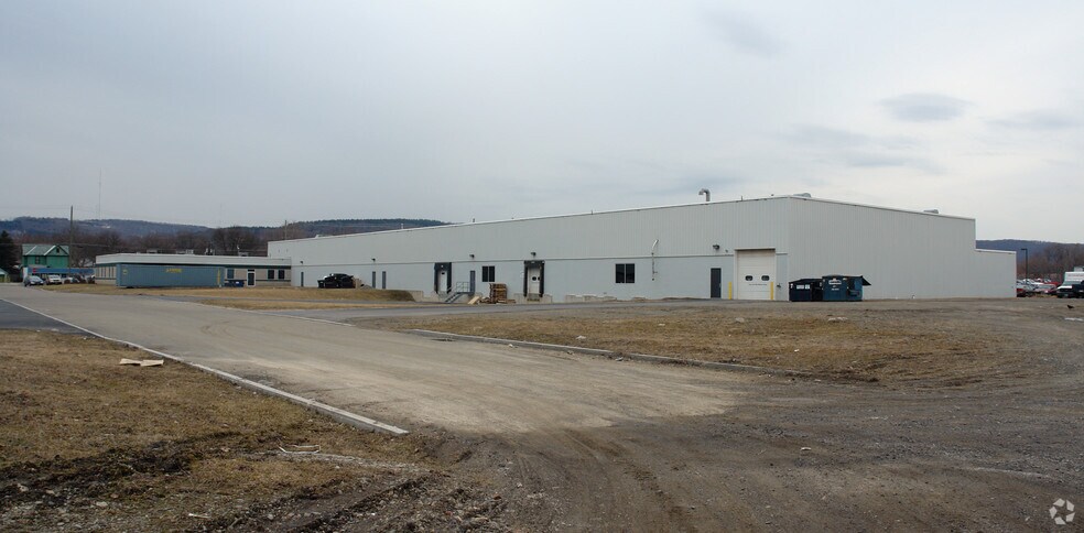 More Photos Of 1300 College Ave, Elmira Flex For Lease