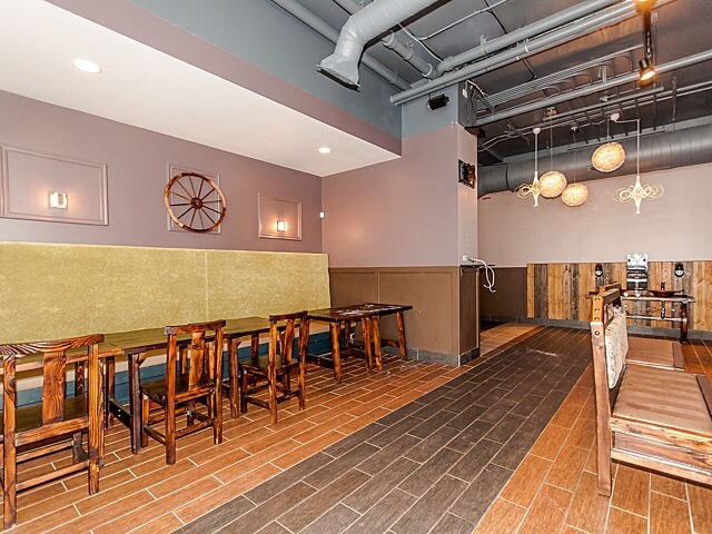 More Photos Of 4651 N Greenview Ave, Chicago Apartments For Lease