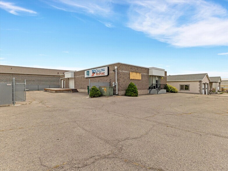 Primary Photo Of 1355 W 465 S, Orem Manufacturing For Sale
