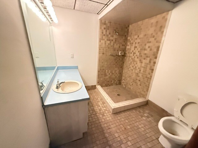 More Photos Of 14060 NW 19th Ave, Miami Manufacturing For Sale