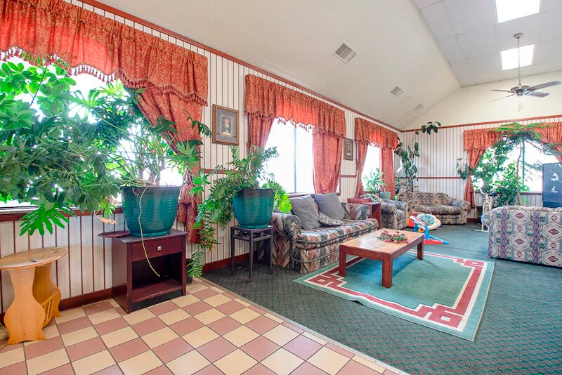 More Photos Of 2820 Cassopolis St, Elkhart Hospitality For Sale