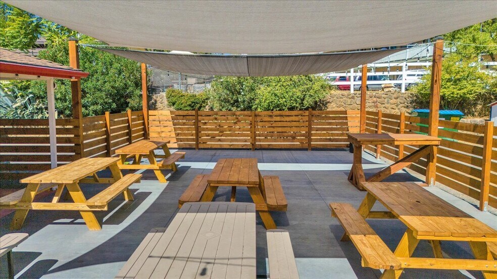 More Photos Of 22652 Parrotts Ferry Rd, Columbia Restaurant For Sale