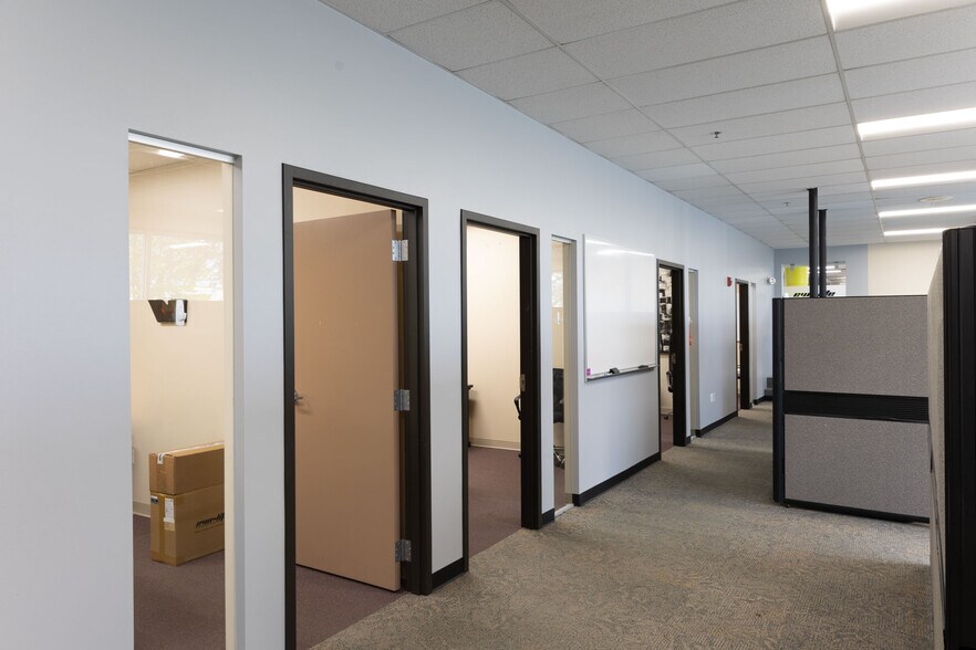 More Photos Of 6240 W 54th Ave, Arvada Research And Development For Lease