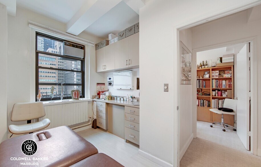 More Photos Of 115 E 61st St, New York Medical For Lease