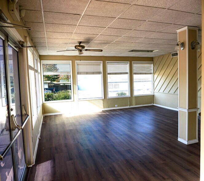 More Photos Of 1306 13th St, Bridgeport Office For Sale