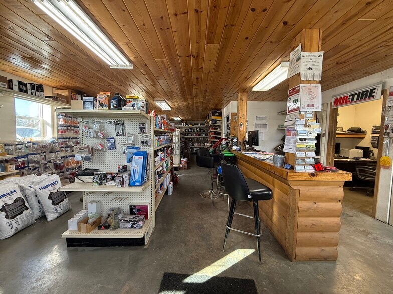 More Photos Of 101 E 4th St, Newell General Retail For Sale