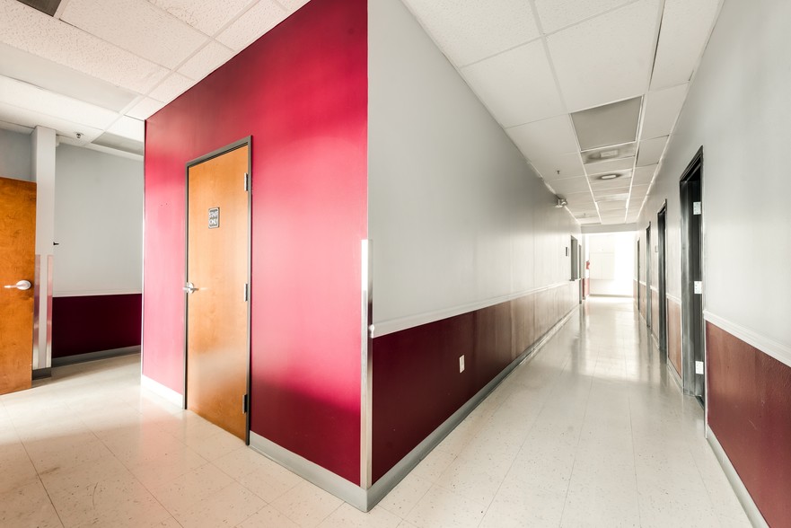 More Photos Of 6801 Rufe Snow Dr, Watauga Unknown For Lease