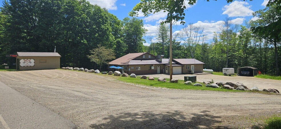 More Photos Of 9065 Pickerel Lake Rd, Pickerel Bar For Sale