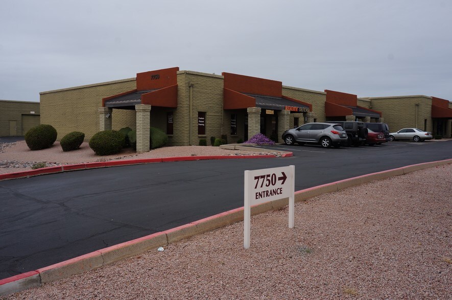 More Photos Of 7750 E Redfield Dr, Scottsdale Distribution For Lease
