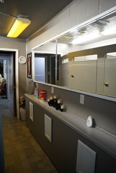 More Photos Of 8430 Airline Dr, Houston Religious Facility For Sale