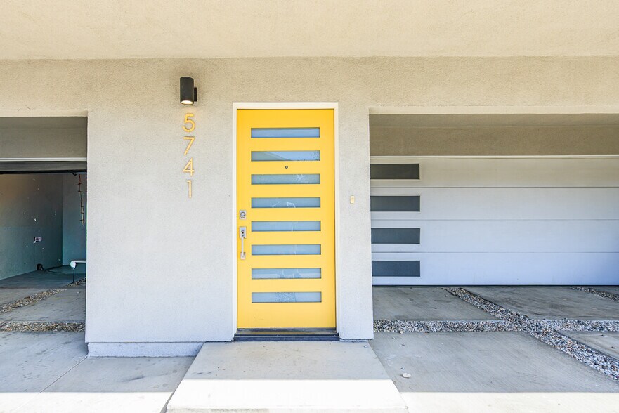 More Photos Of 5743 Case Ave, North Hollywood Apartments For Sale