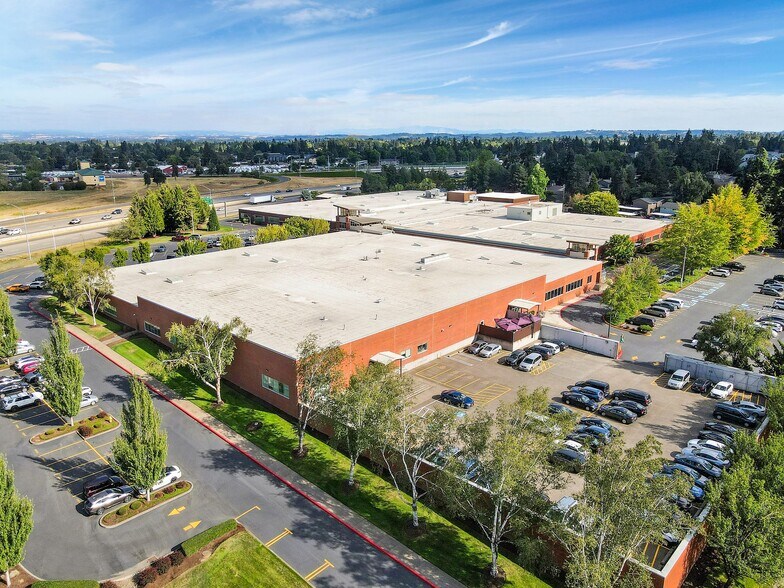 More Photos Of 4600 25th Ave NE, Salem Office For Lease