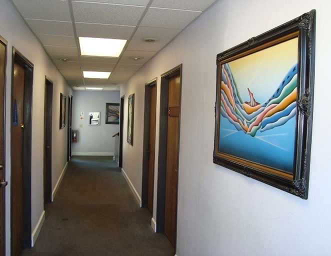 More Photos Of 353 E Angeleno Ave, Burbank Medical For Lease