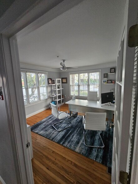 More Photos Of 35 Old Canton St, Alpharetta Office Residential For Sale