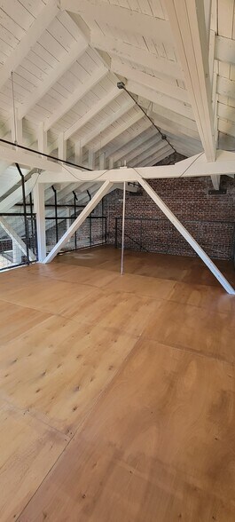 More Photos Of 4 Foundy St, Asheville Office For Lease