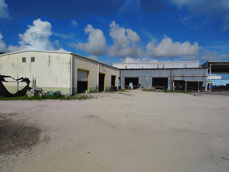 More Photos Of 1237 Grose Rd, Fort Pierce Warehouse For Sale