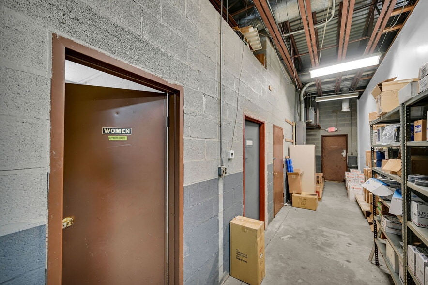 More Photos Of 26 Industrial Rd, West Milford Flex For Lease