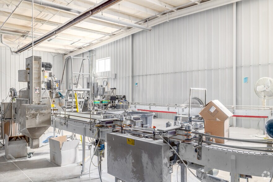 More Photos Of 2000 Ashley Rd, Morris Manufacturing For Lease