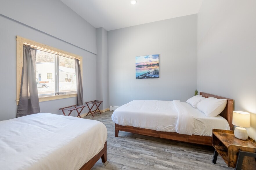 More Photos Of 26370 County 7 Blvd, Welch Apartments For Sale