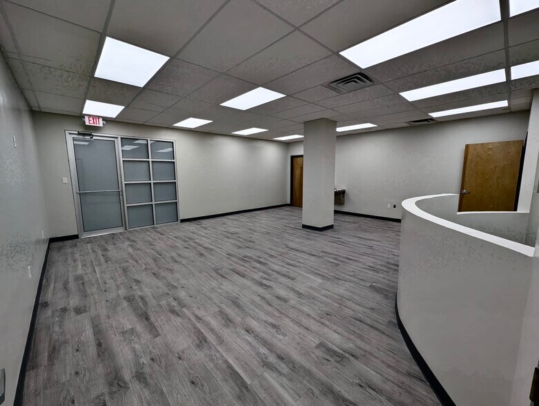 More Photos Of 2022 Murchison Dr, El Paso Medical For Sale