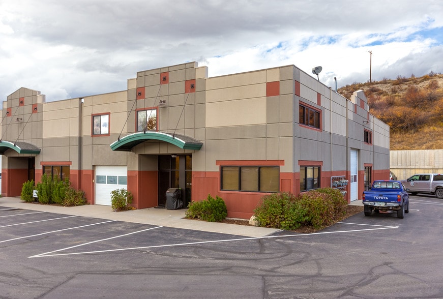 More Photos Of 2670 Copper Ridge Cir, Steamboat Springs Warehouse For Lease