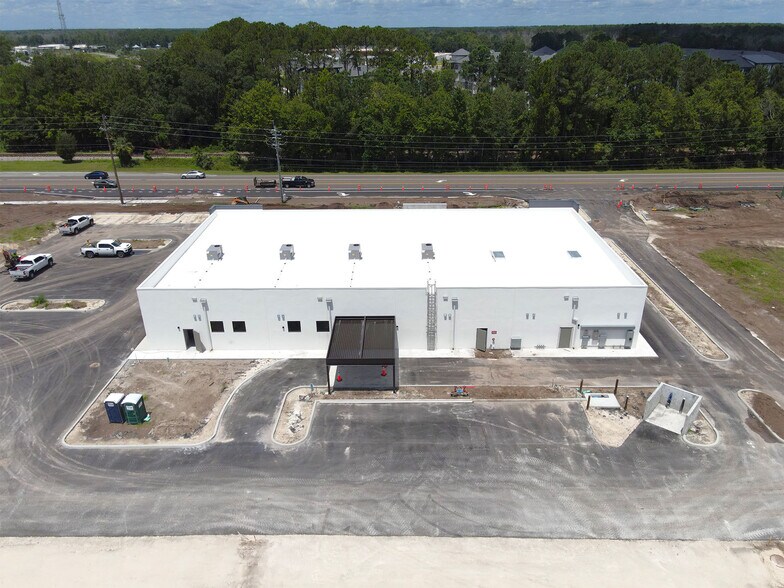 More Photos Of Main St, Jacksonville Unknown For Lease