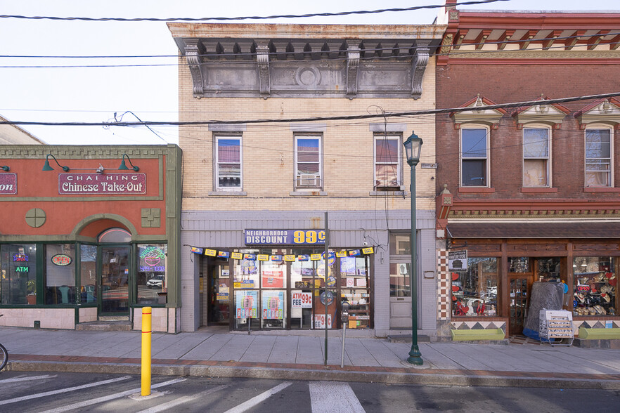 Primary Photo Of 7 New Main St, Haverstraw Storefront For Lease