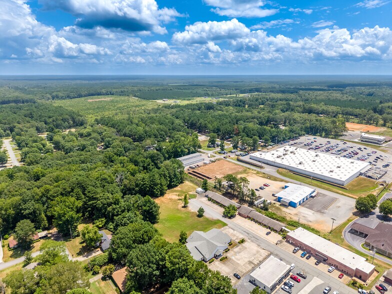More Photos Of 16 Opportunity Dr, Sheridan Office For Sale