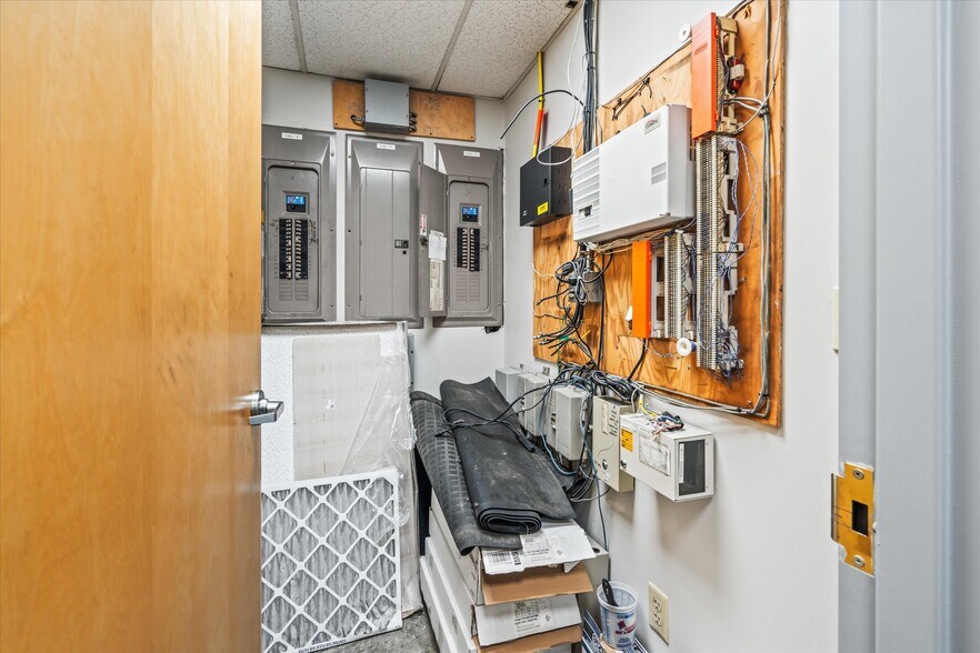 More Photos Of 2740 W National Rd, Vandalia Industrial For Sale