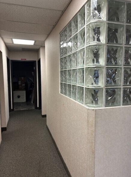 More Photos Of 2412 N Ponderosa Dr, Camarillo Medical For Lease