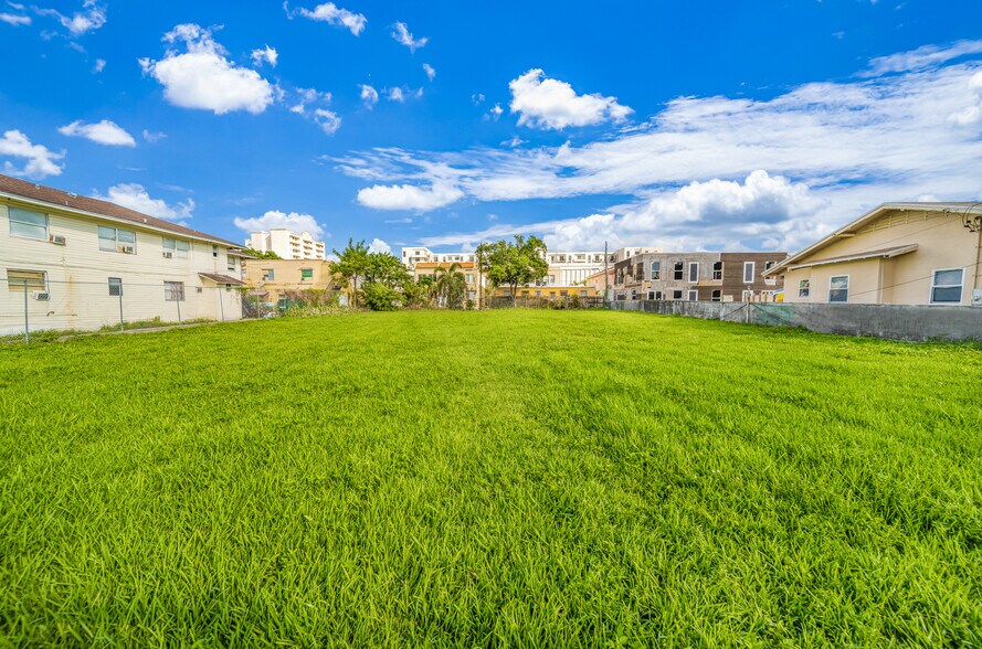 More Photos Of 745 SW 3rd St, Miami Land For Sale