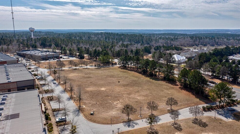 More Photos Of 1045 Commerce Dr, Greensboro Land For Sale