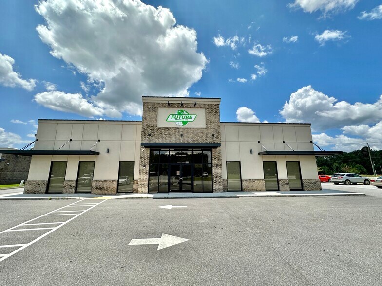 More Photos Of 801 Garmon Park Ct, Loganville Office For Lease