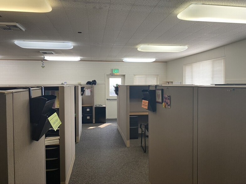 More Photos Of 420 E Laurel St, Willows Office Residential For Sale