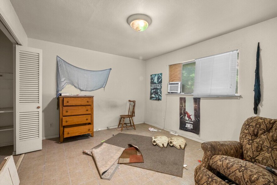 More Photos Of 110 Mary Louise Dr, San Antonio Apartments For Sale