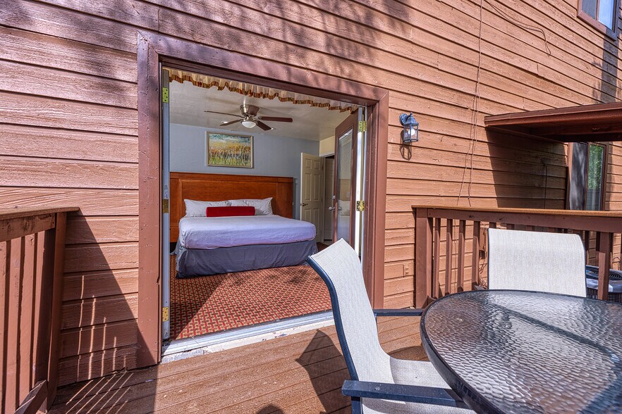 More Photos Of 5829 Buck Springs Rd, Pinetop Hotel For Sale