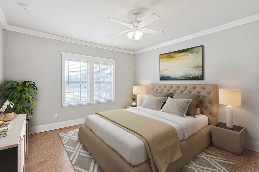 More Photos Of 111 S Pine St, Roanoke General Retail For Sale