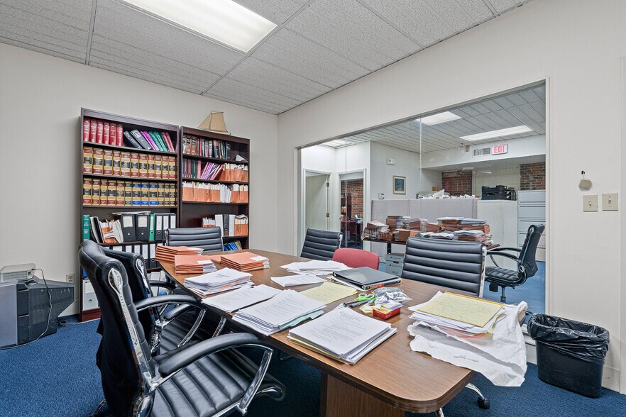 More Photos Of 21 Merchants Row, Boston Loft Creative Space For Sale